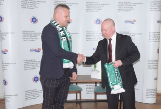 Заключение соглашения с НГУ им. П.Ф. Лесгафта. Футболика стала первой коммерческой школой, которая сотрудничает с одним из лучших спортивных ВУЗов страны.